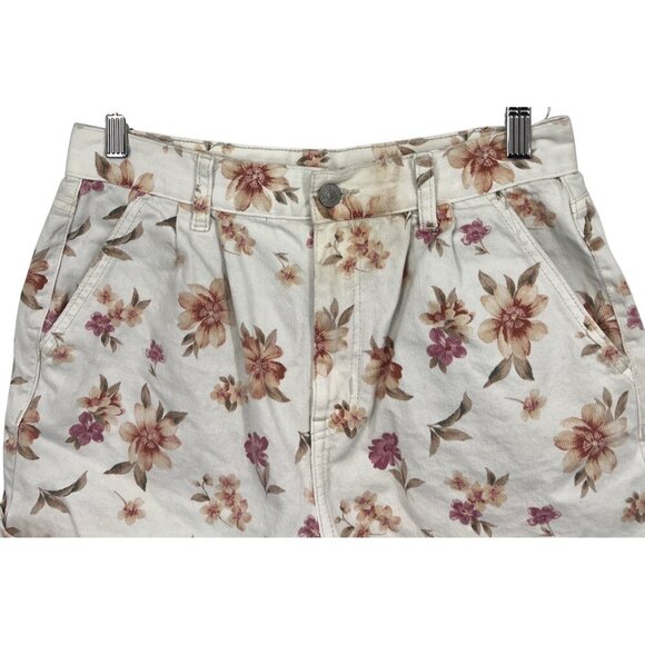 American Eagle Floral Mom Shorts White Pink 6 Cotton Denim Jeans Cuffed Hem EUC - Picture 2 of 10